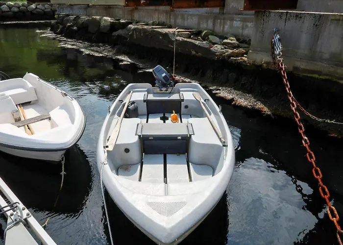 Kvamsvika By Interhome Kvammen